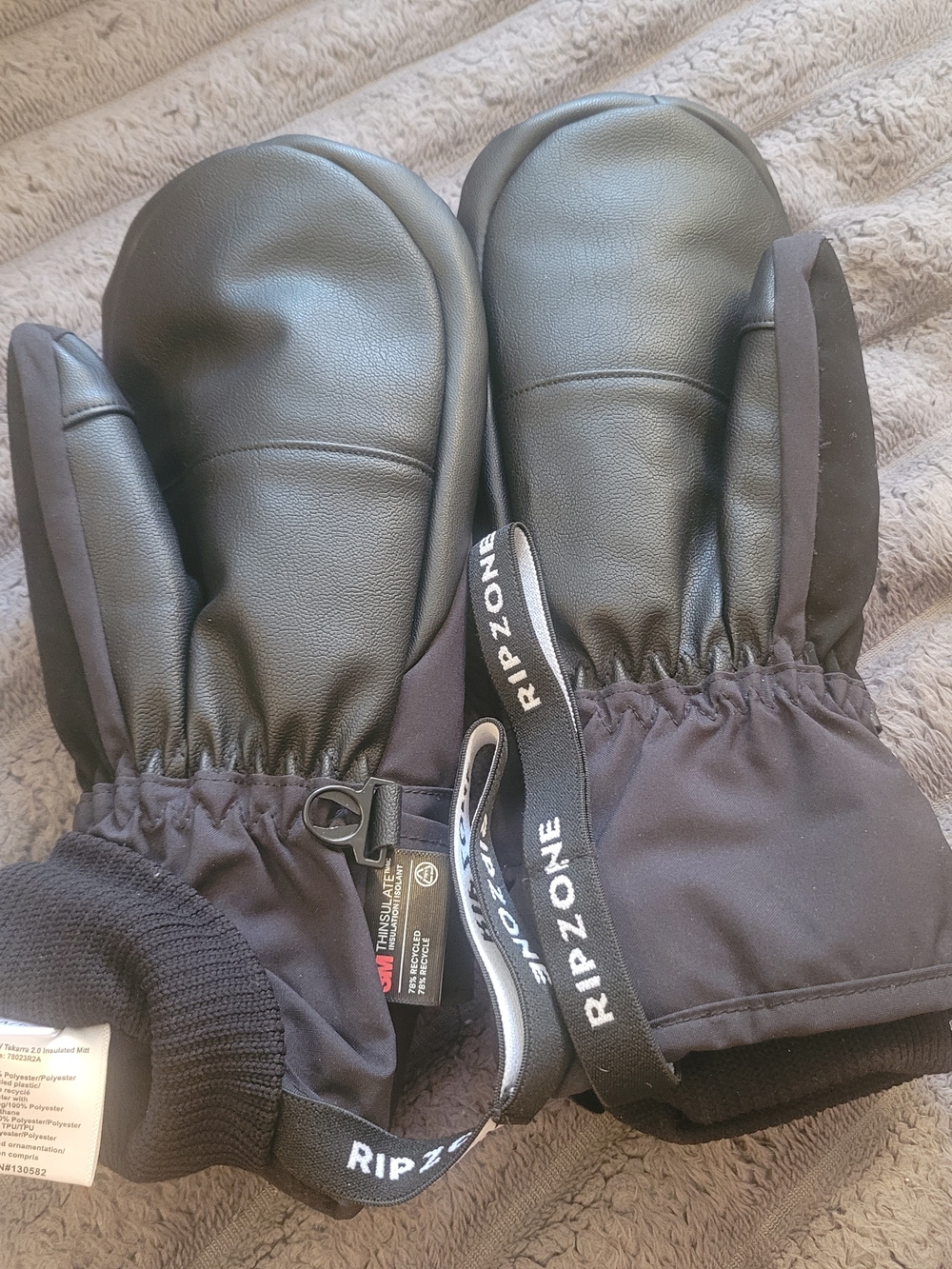 Ripzone Black Mittens - Insulated Winter Gloves Medium Like New